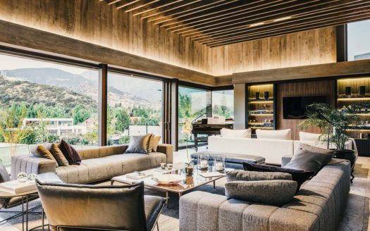 Moderna Casa en Lo Barnechea, Santiago