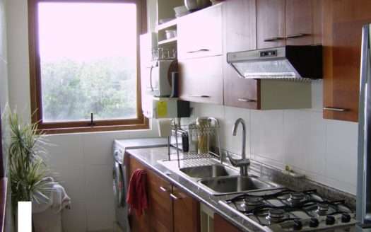 Departamento Amoblado en Condominio Bosquemar I